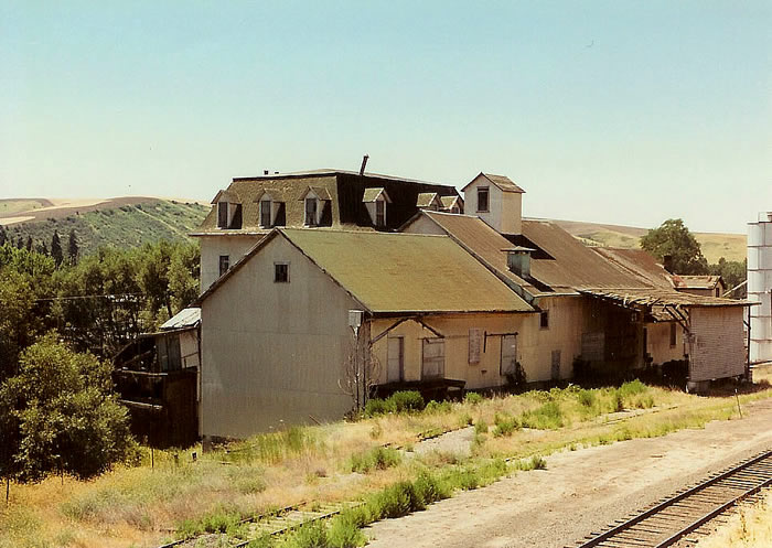 Waitsburg Flour Mill / Preston-Schaefer Flour Mill