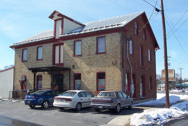 Ahl's Warehouse