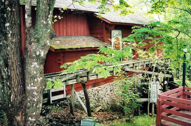 Sullivan's Mill / Silver Dollar City Grist Mill