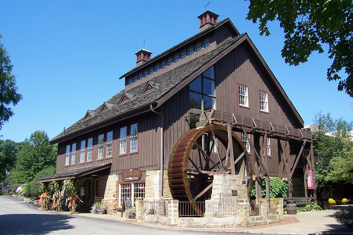 McNaughton Mill / Ye Olde Mill