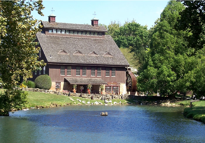 McNaughton Mill / Ye Olde Mill