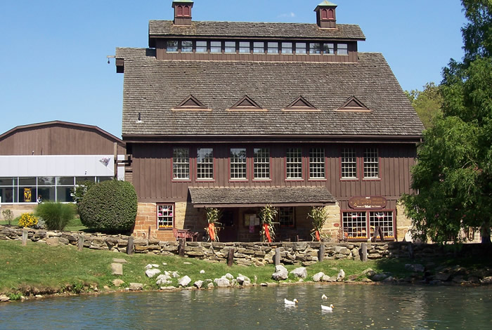 McNaughton Mill / Ye Olde Mill